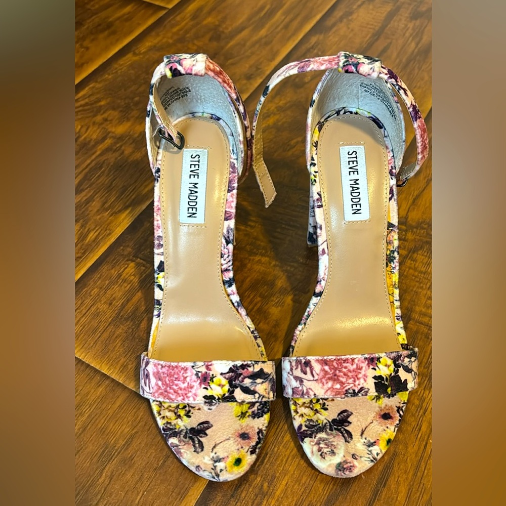 Steve Madden floral heels